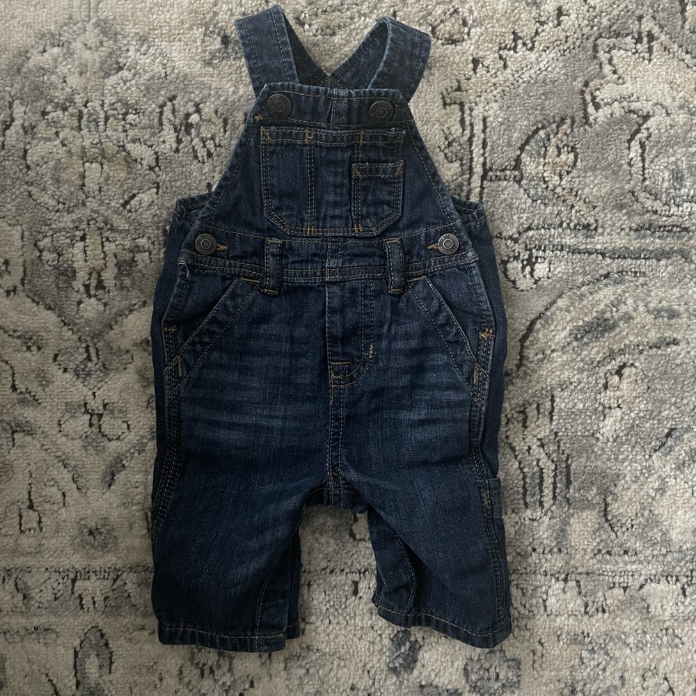 BABY GAP OVERALLS🤍🧸